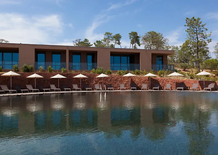 Resort: Nau Morgado Golf & Country Club