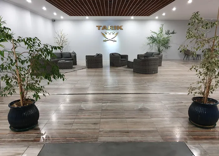 Alojamentos: Tarik By Atlantichotels - Al