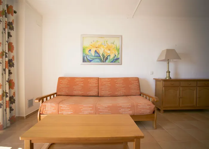 Alojamentos: Mirachoro Praia Da Rocha